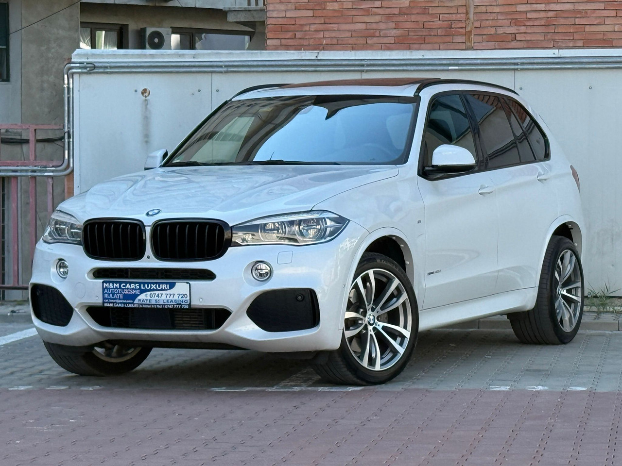BMW X5 4.0 XDRIVE M PAKET - سيارة دفع رباعي: صورة 2 BMW X5 4.0 XDRIVE M PAKET - سيارة دفع رباعي: صورة 2