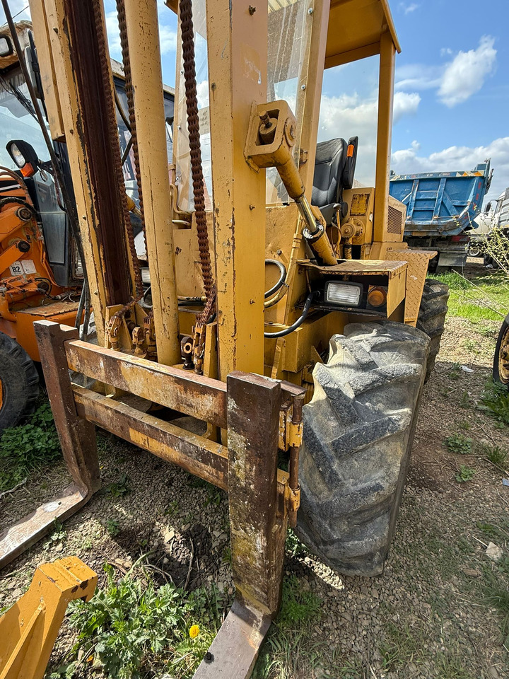 BROBUS BH40 STACKER - رافعة شوكية ديزل: صورة 4 BROBUS BH40 STACKER - رافعة شوكية ديزل: صورة 4