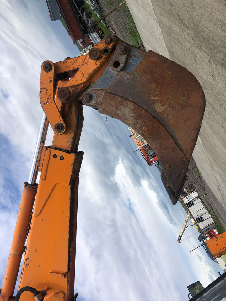CATERPILLAR 428 C TERRACING EQUIPMENT BULLDOEXCAVATOR - جرافة حفار: صورة 5 CATERPILLAR 428 C TERRACING EQUIPMENT BULLDOEXCAVATOR - جرافة حفار: صورة 5