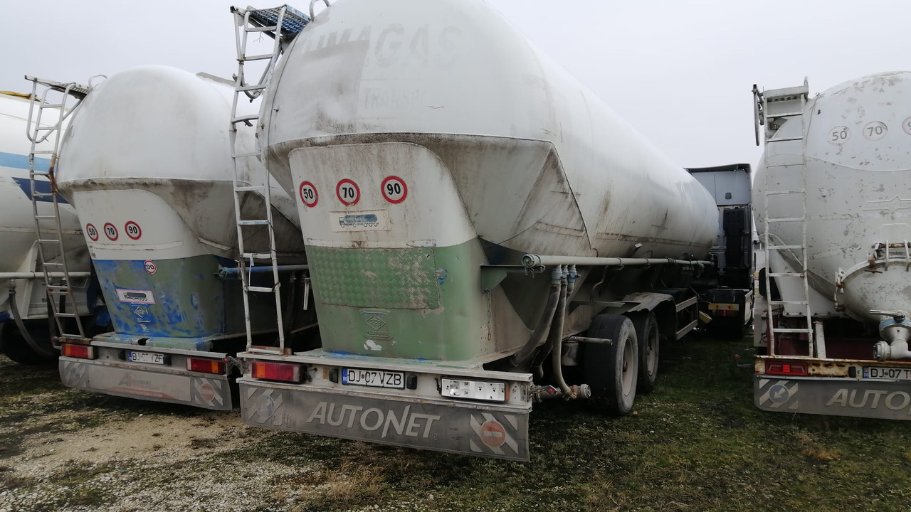 FELDBINDER Tank/Silo 57,000 l 4 Compartments for Powders/Feed/Water//Liquid Fertilizer/etc. - بلكر: صورة 1 FELDBINDER Tank/Silo 57,000 l 4 Compartments for Powders/Feed/Water//Liquid Fertilizer/etc. - بلكر: صورة 1