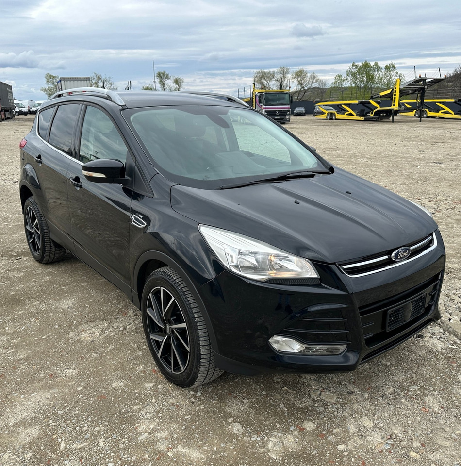 FORD KUGA TITANIUM - سيارة دفع رباعي: صورة 1 FORD KUGA TITANIUM - سيارة دفع رباعي: صورة 1