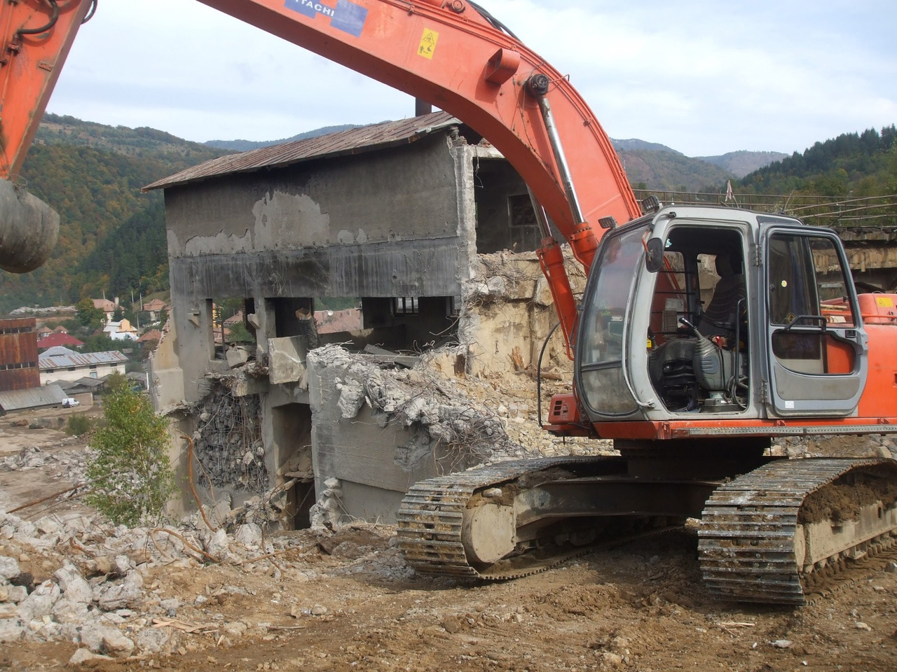 Fiat Hitachi EX255 LC Excavator - آليات: صورة 1 Fiat Hitachi EX255 LC Excavator - آليات: صورة 1