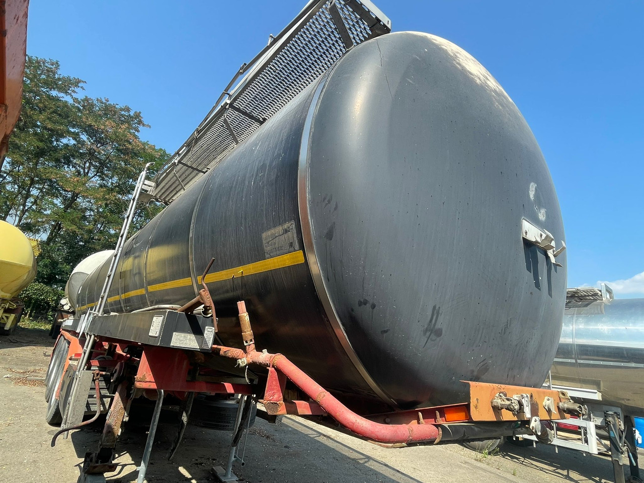 HENDRICK BITUMEN SEMI-TRAILER - نصف مقطورة صهريج: صورة 3 HENDRICK BITUMEN SEMI-TRAILER - نصف مقطورة صهريج: صورة 3