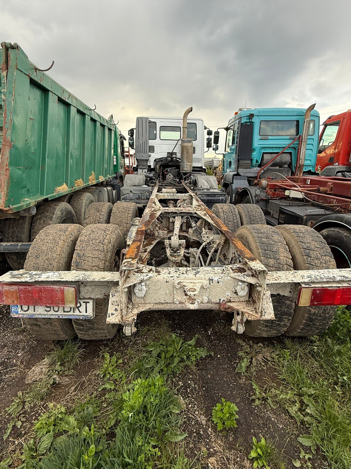 IVECO TRAKKER CHASSIS - شاحنة هيكل كابينة: صورة 4 IVECO TRAKKER CHASSIS - شاحنة هيكل كابينة: صورة 4