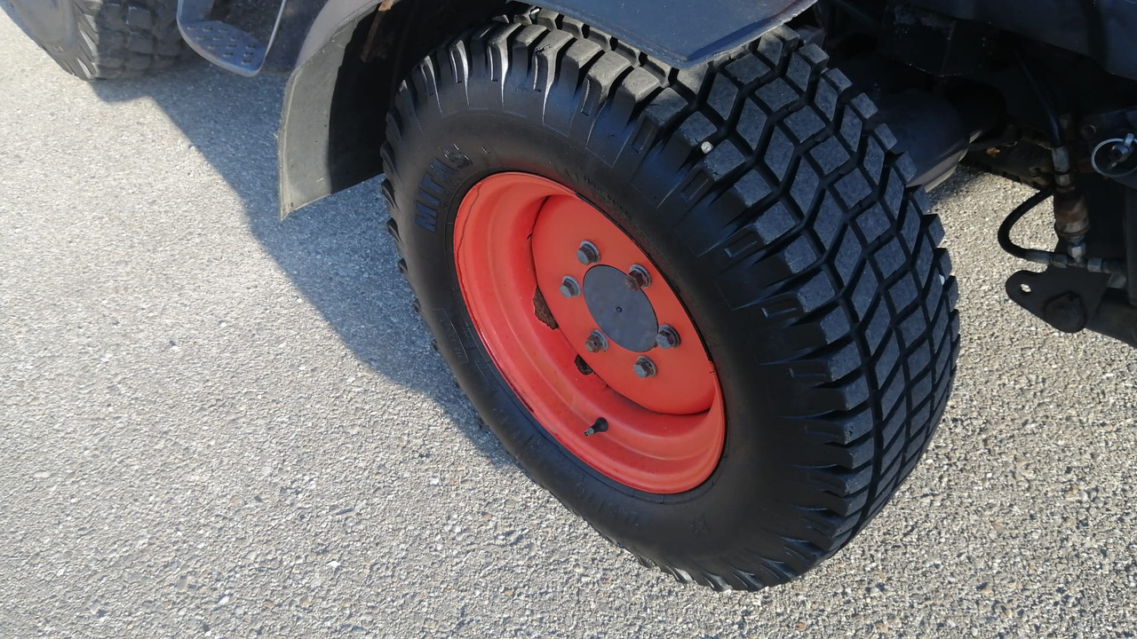 KUBOTA L4240 Narrow spaces tractor/vineyard/fruit tree/communal, TOP ! - جرار: صورة 5 KUBOTA L4240 Narrow spaces tractor/vineyard/fruit tree/communal, TOP ! - جرار: صورة 5