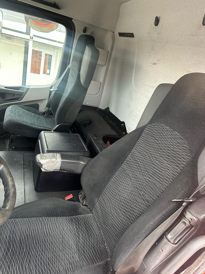 MERCEDES-BENZ ANTOS Tractor head - وحدة جر: صورة 4 MERCEDES-BENZ ANTOS Tractor head - وحدة جر: صورة 4