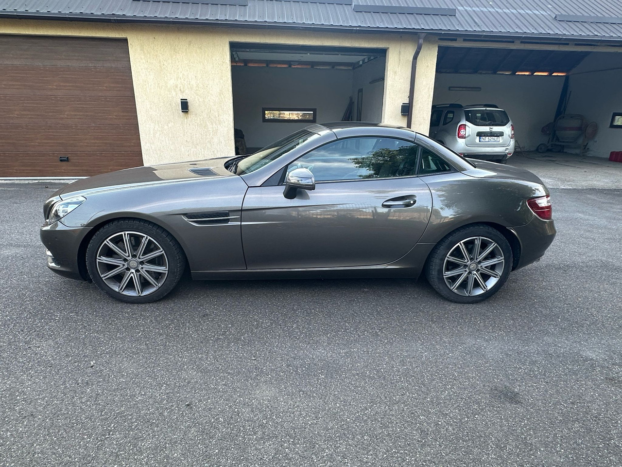 MERCEDES BENZ SLK - كابريوليه: صورة 5 MERCEDES BENZ SLK - كابريوليه: صورة 5