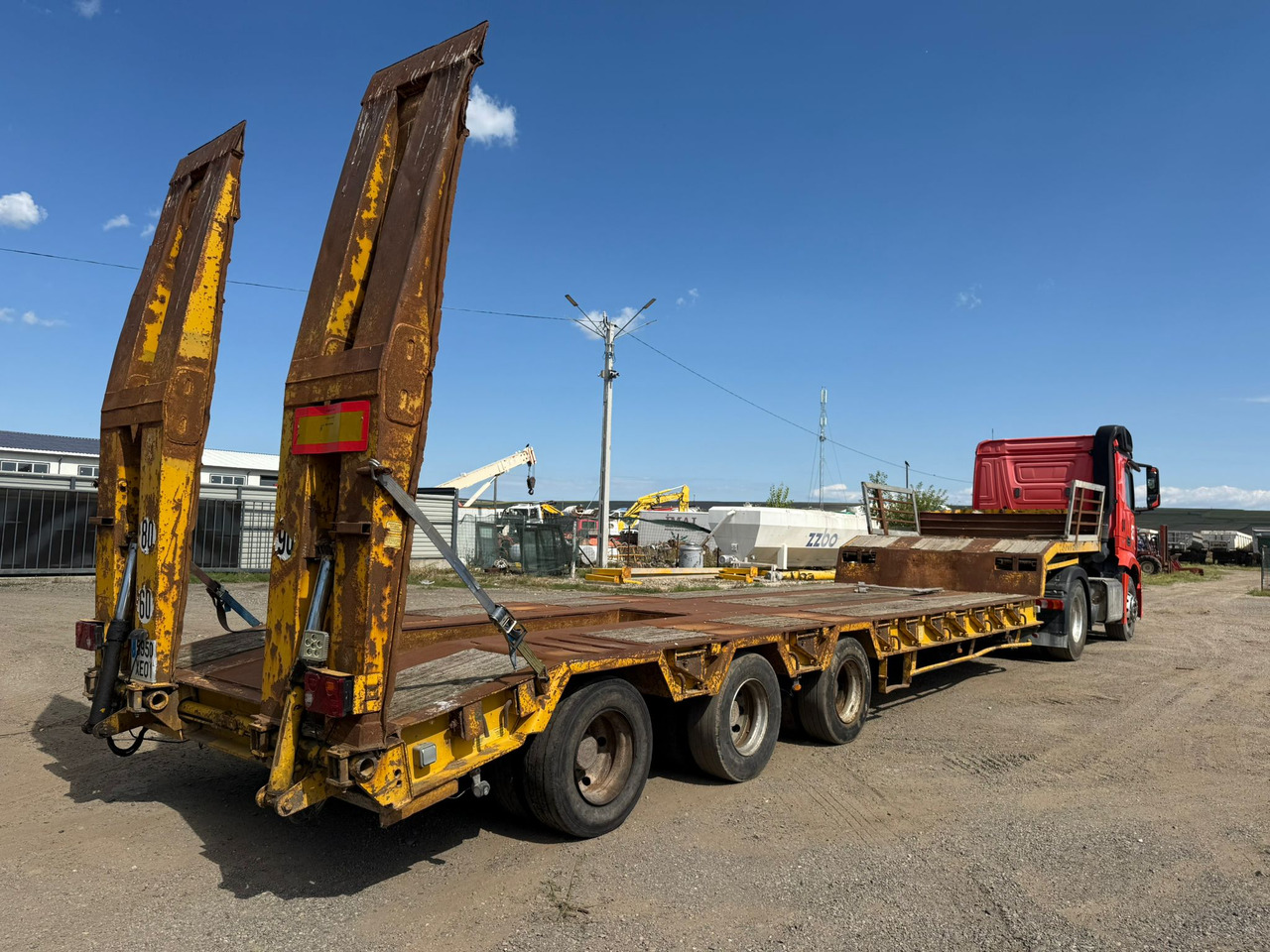 Mercedes-Benz Actros and Trailer ACTM Assembly - وحدة جر, عربة منخفضة مسطحة نصف مقطورة: صورة 2 Mercedes-Benz Actros and Trailer ACTM Assembly - وحدة جر, عربة منخفضة مسطحة نصف مقطورة: صورة 2