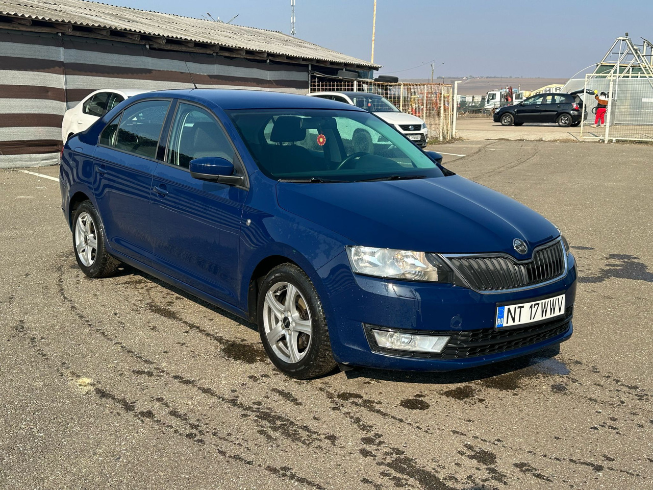 SKODA RAPID - سيدان: صورة 3 SKODA RAPID - سيدان: صورة 3