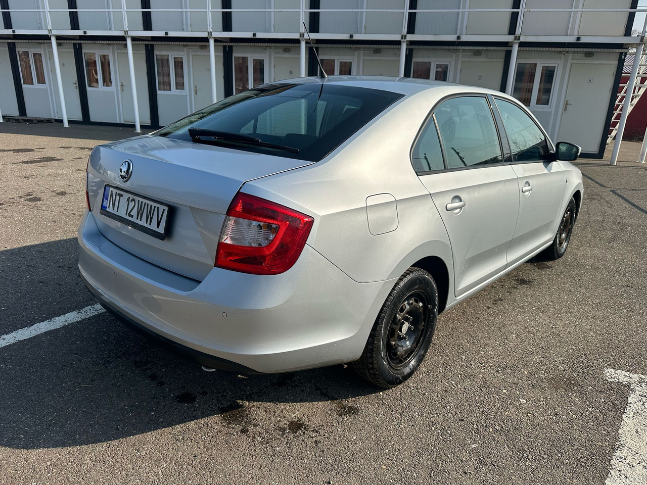 SKODA RAPID - سيدان: صورة 4 SKODA RAPID - سيدان: صورة 4