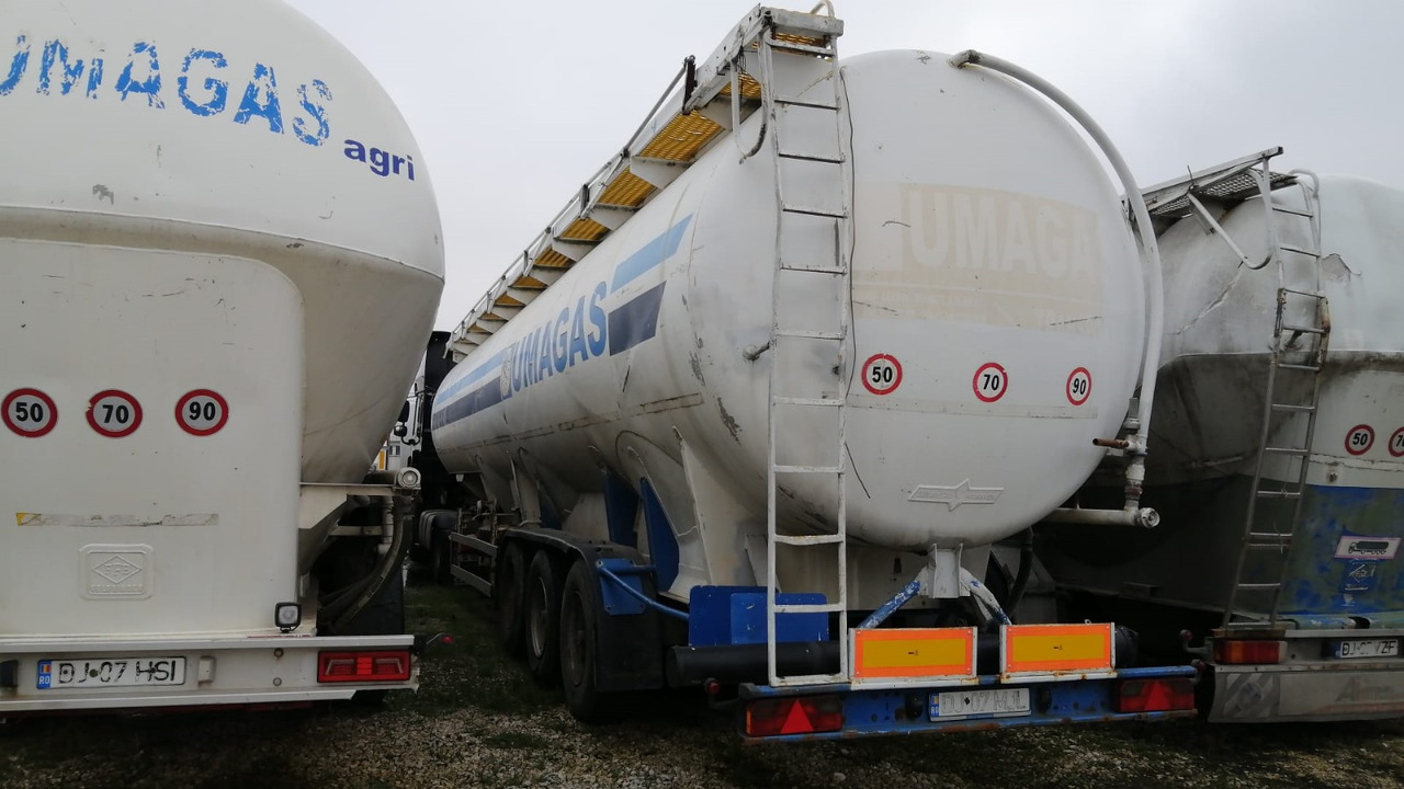 SPITZER Tank/Silo 57,000 l 4 Compartments for Powders/Feed/Water//Liquid Fertilizer/etc. - بلكر: صورة 2 SPITZER Tank/Silo 57,000 l 4 Compartments for Powders/Feed/Water//Liquid Fertilizer/etc. - بلكر: صورة 2