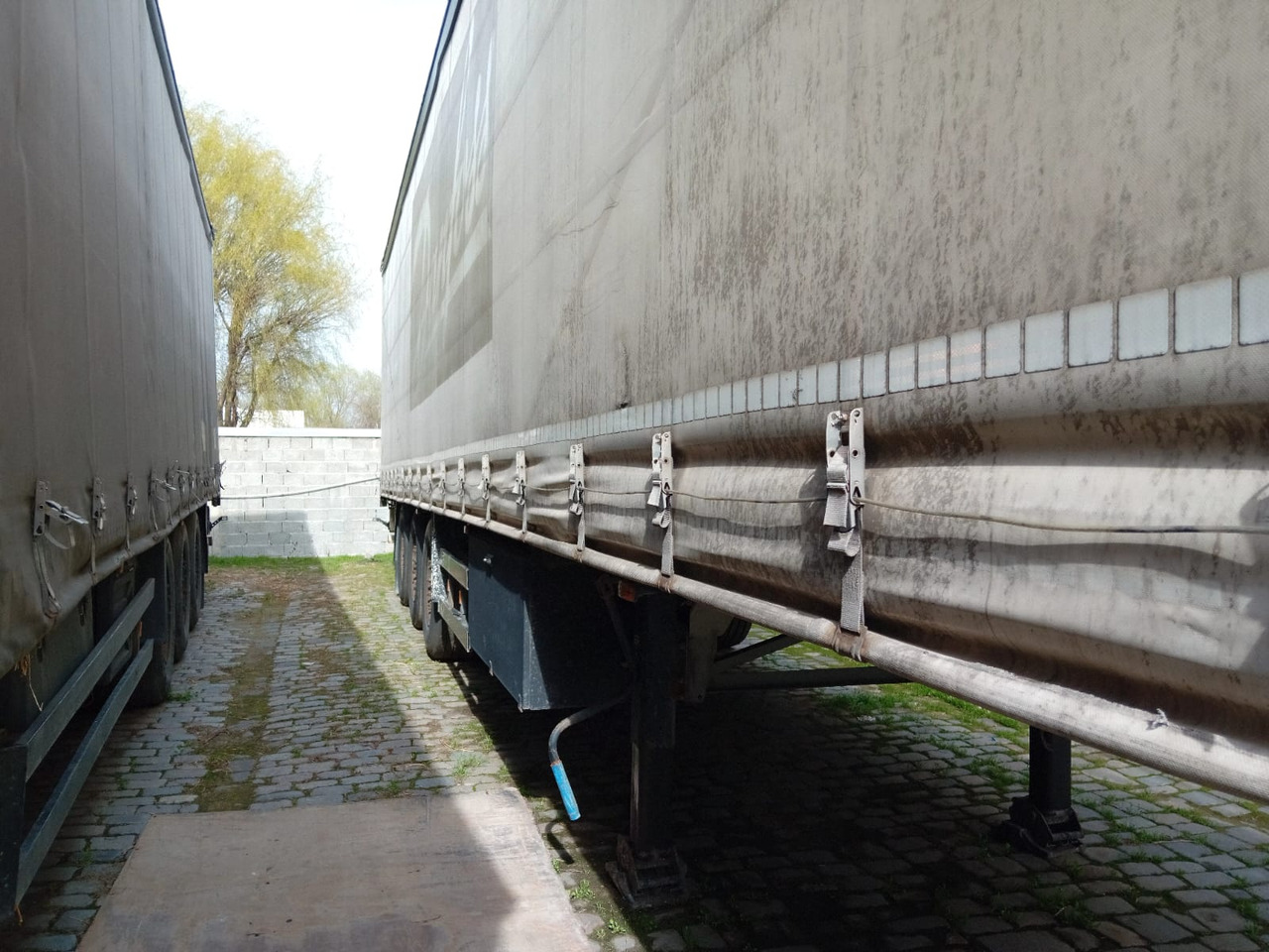 Schmitz S01 Semi-Trailer - نصف مقطورة ستارة: صورة 5 Schmitz S01 Semi-Trailer - نصف مقطورة ستارة: صورة 5
