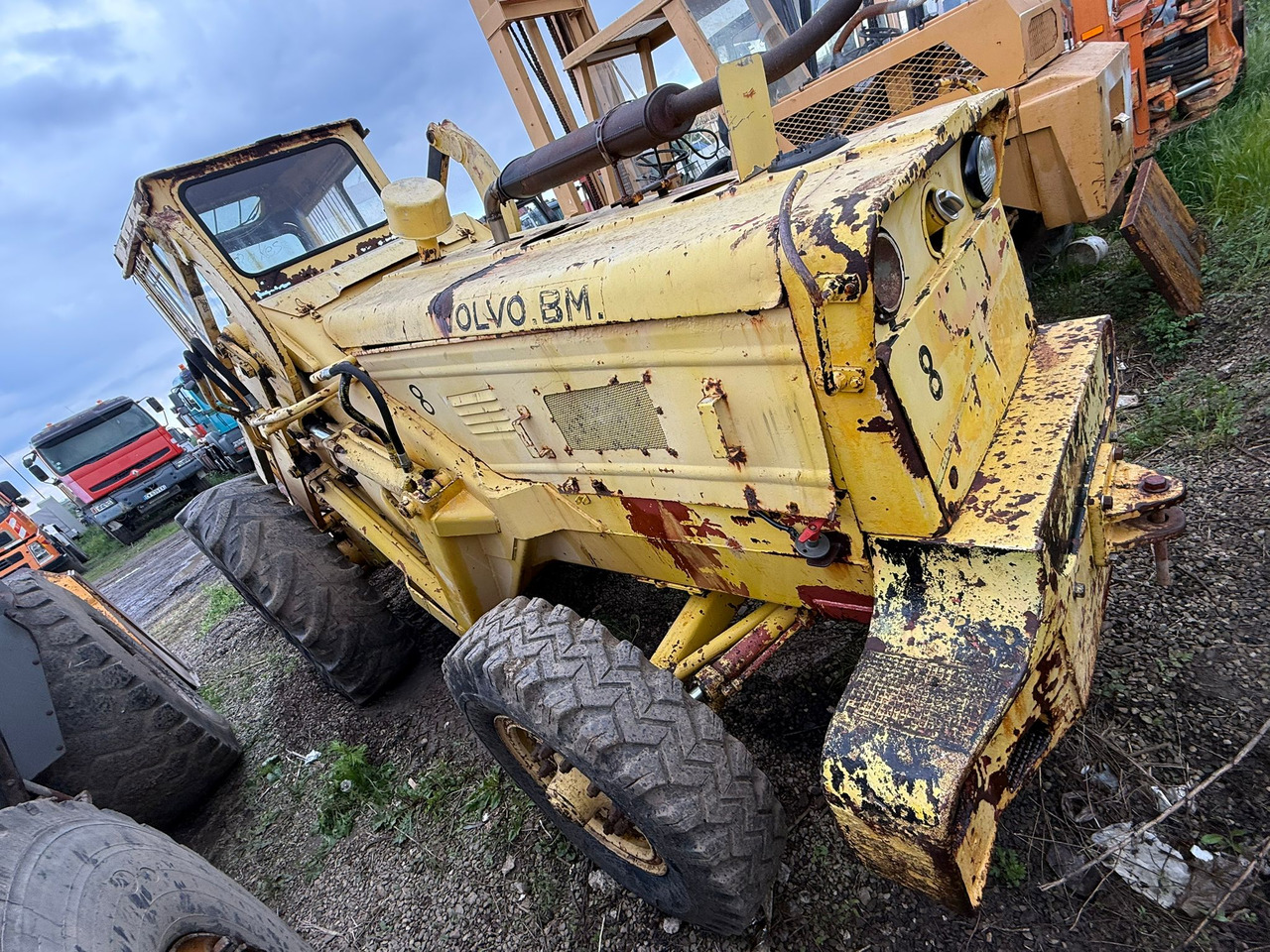 VOLVO BM FRONT LOADER - اللودر بعجل: صورة 3 VOLVO BM FRONT LOADER - اللودر بعجل: صورة 3