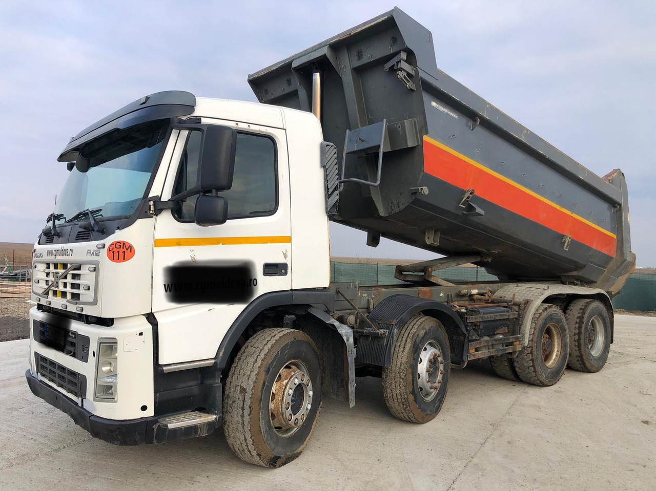 VOLVO FM 420 Tipper - شاحنة قلاب: صورة 1 VOLVO FM 420 Tipper - شاحنة قلاب: صورة 1