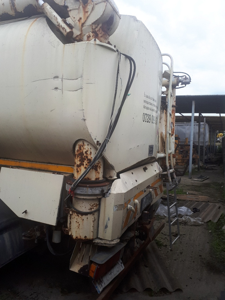 شاحنة صهريج VOLVO FM12 Animal Feed Tank Truck: صورة 6