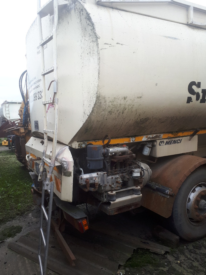 VOLVO FM12 Animal Feed Tank Truck - شاحنة صهريج: صورة 5 VOLVO FM12 Animal Feed Tank Truck - شاحنة صهريج: صورة 5
