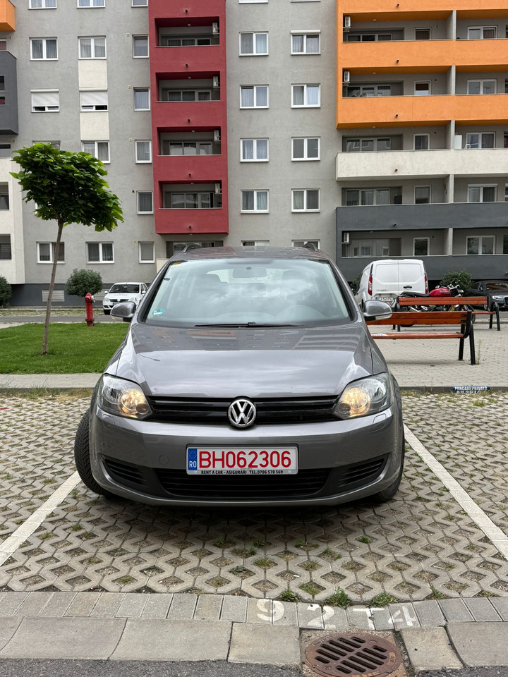 Volkswagen Golf Plus 1.6 TDI - سيارة: صورة 3 Volkswagen Golf Plus 1.6 TDI - سيارة: صورة 3