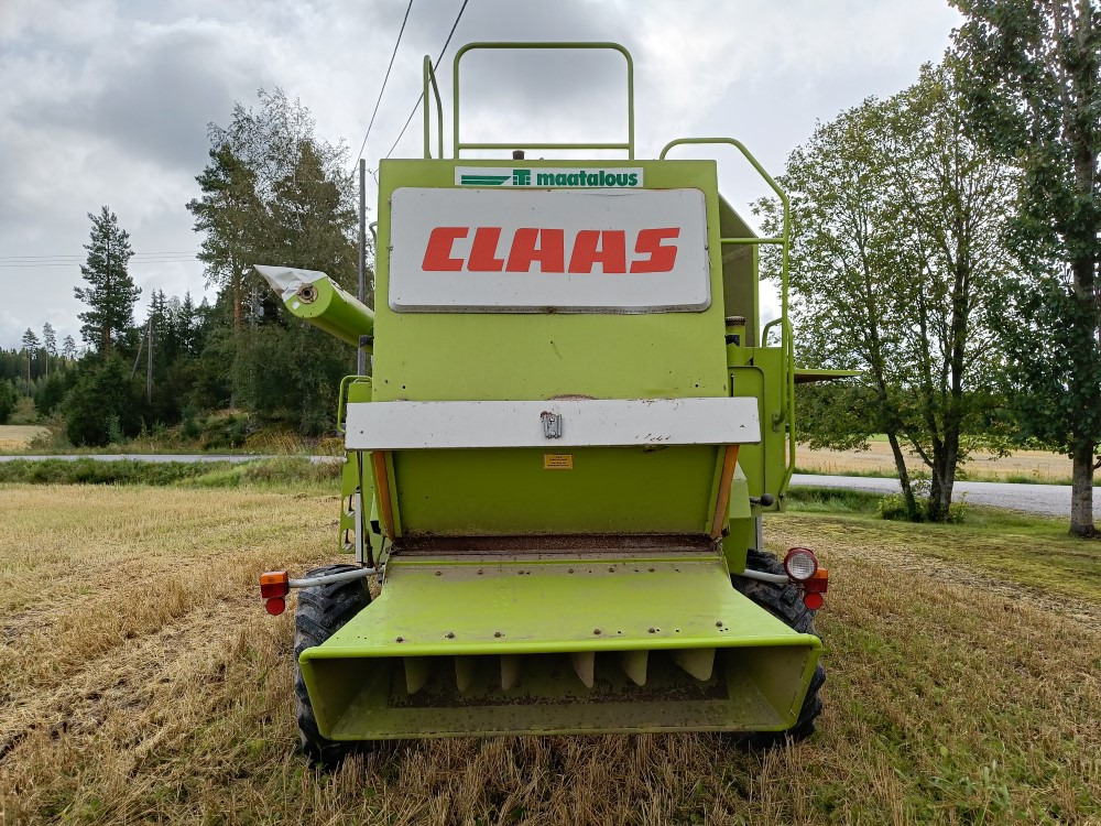 CLAAS Dominator 48S leikkuupuimuri, hydraulisella torvella - حصادة موحَّدة: صورة 4 CLAAS Dominator 48S leikkuupuimuri, hydraulisella torvella - حصادة موحَّدة: صورة 4