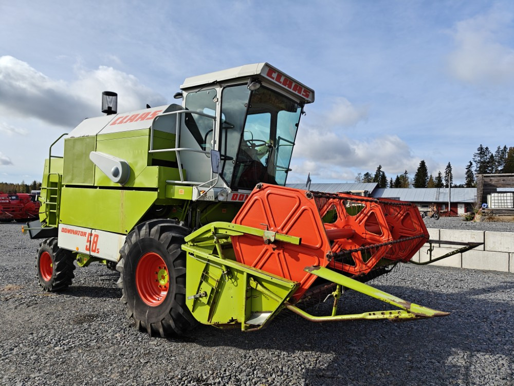 Claas Dominator 58S, 6-sylinterinen Hydraulinen torvi, ruumenlevitin, katso video! - حصادة موحَّدة: صورة 4 Claas Dominator 58S, 6-sylinterinen Hydraulinen torvi, ruumenlevitin, katso video! - حصادة موحَّدة: صورة 4