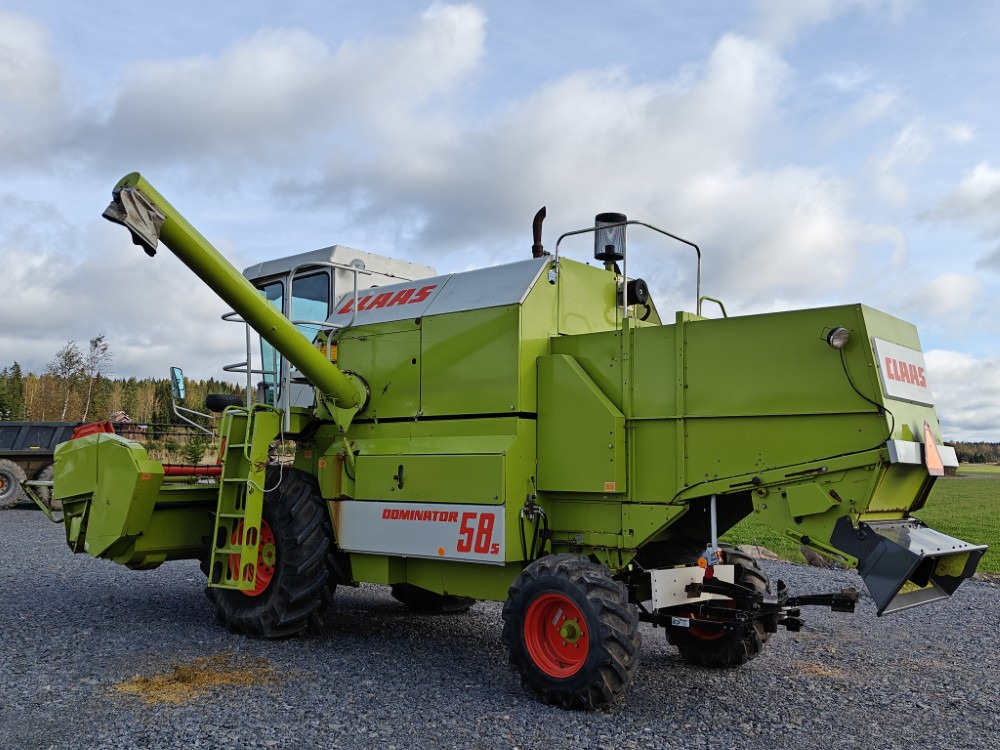 Claas Dominator 58S, 6-sylinterinen Hydraulinen torvi, ruumenlevitin, katso video! - حصادة موحَّدة: صورة 2 Claas Dominator 58S, 6-sylinterinen Hydraulinen torvi, ruumenlevitin, katso video! - حصادة موحَّدة: صورة 2