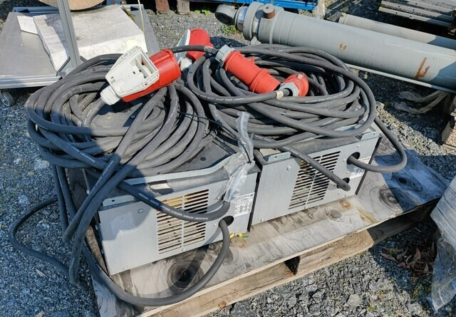 ESAB Monijänniteyksikkö - 3kpl - معدات لحام: صورة 1 ESAB Monijänniteyksikkö - 3kpl - معدات لحام: صورة 1