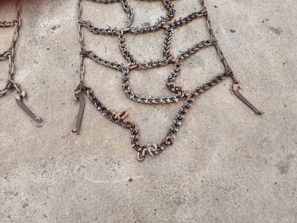 Ovako 18.4x34 piikkiketjut - الآلات الزراعية: صورة 3 Ovako 18.4x34 piikkiketjut - الآلات الزراعية: صورة 3