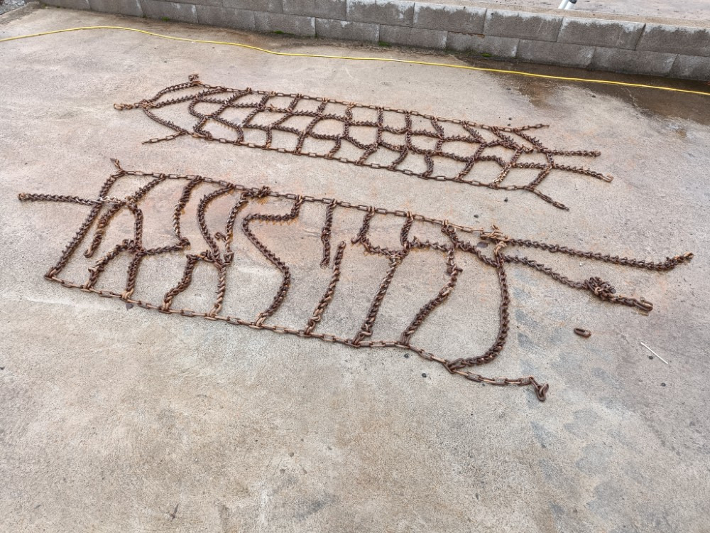 Piikkiketjut 13.6x24 korjattavaksi - الآلات الزراعية: صورة 2 Piikkiketjut 13.6x24 korjattavaksi - الآلات الزراعية: صورة 2