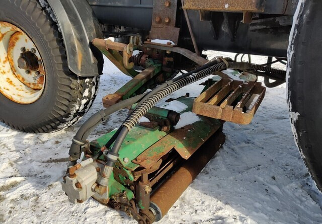 Ransomes kelaleikkuri 465cm hydraulinen - VIDEO - التقطيع جزازة: صورة 4 Ransomes kelaleikkuri 465cm hydraulinen - VIDEO - التقطيع جزازة: صورة 4