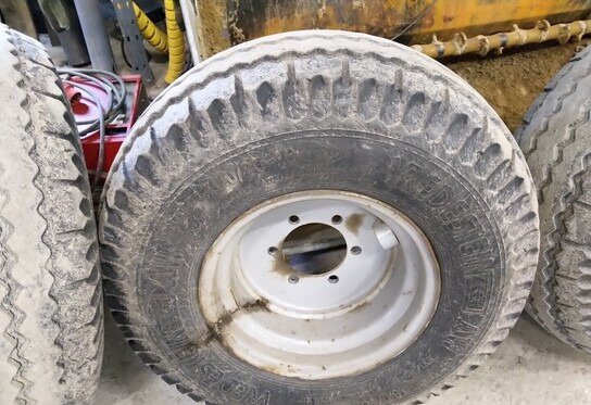 Rengassarja 15.0/70-18 - إطارات - الآلات الزراعية: صورة 3 Rengassarja 15.0/70-18 - إطارات - الآلات الزراعية: صورة 3