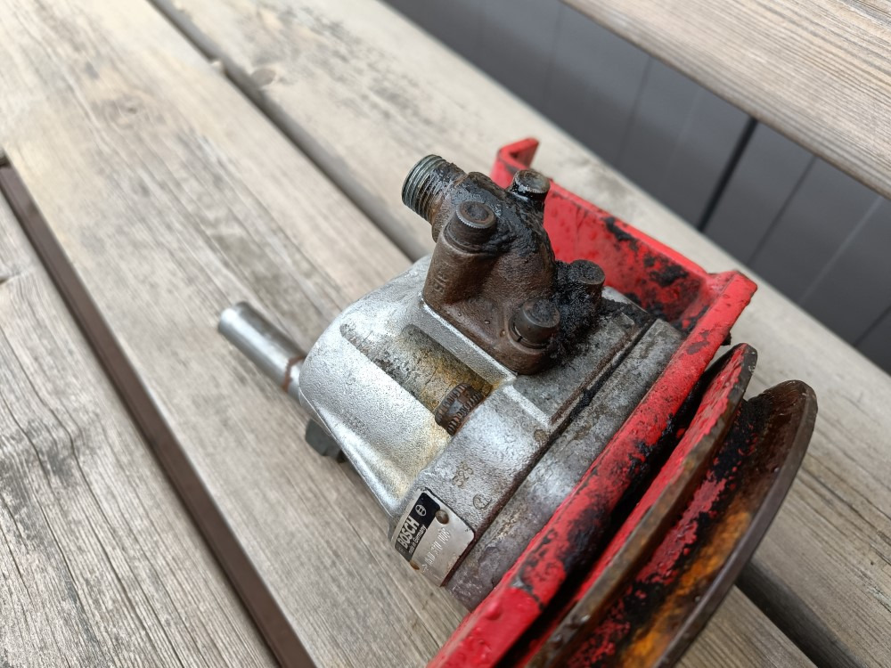 حصادة موحَّدة Sampo 410 hydrauliikkapumppu: صورة 6