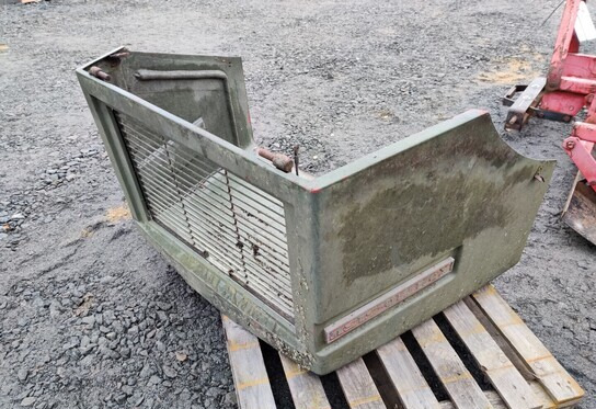 Sisu Kontio maski - شبكة أمامية - شاحنة: صورة 3 Sisu Kontio maski - شبكة أمامية - شاحنة: صورة 3