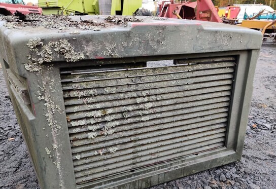 Sisu Kontio maski - شبكة أمامية - شاحنة: صورة 1 Sisu Kontio maski - شبكة أمامية - شاحنة: صورة 1