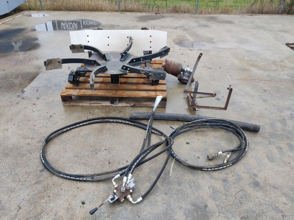 Spreader Inc Ruumeenlevitin - مرفق الحصادة: صورة 1 Spreader Inc Ruumeenlevitin - مرفق الحصادة: صورة 1