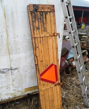 Takalaita peräkärryyn - 194,5cm - هيكل السيارة الخارجية - المقطورة الزراعية: صورة 1 Takalaita peräkärryyn - 194,5cm - هيكل السيارة الخارجية - المقطورة الزراعية: صورة 1