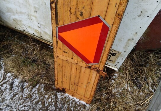 Takalaita peräkärryyn - 194,5cm - هيكل السيارة الخارجية - المقطورة الزراعية: صورة 3 Takalaita peräkärryyn - 194,5cm - هيكل السيارة الخارجية - المقطورة الزراعية: صورة 3