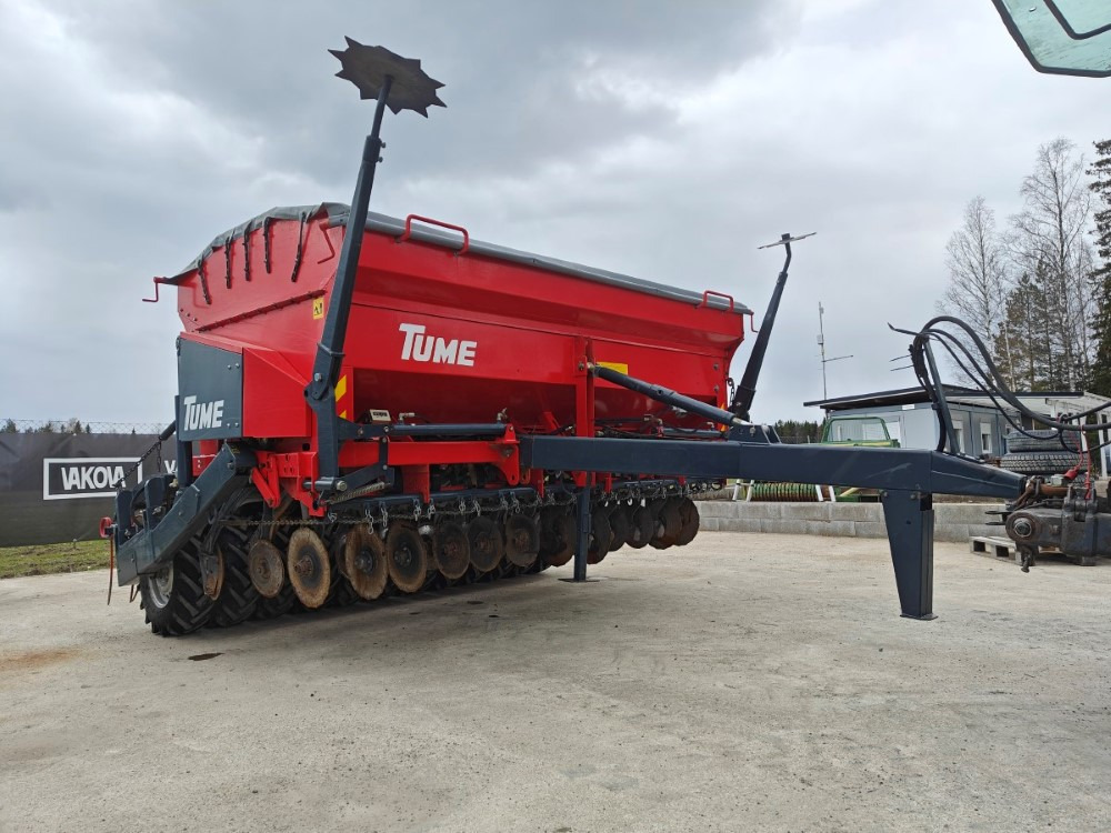 Tume HKL 3000 JC Pro Täyskiekkokone - آلة البذار متعددة الوظائف: صورة 3 Tume HKL 3000 JC Pro Täyskiekkokone - آلة البذار متعددة الوظائف: صورة 3
