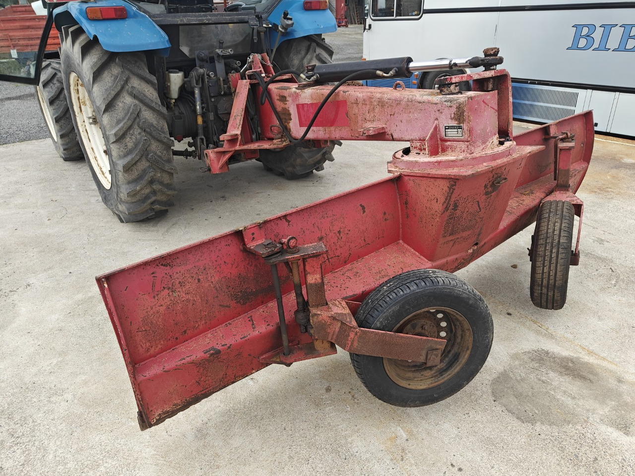 VM 300 JH perälevy - معدات حرث التربة: صورة 3 VM 300 JH perälevy - معدات حرث التربة: صورة 3