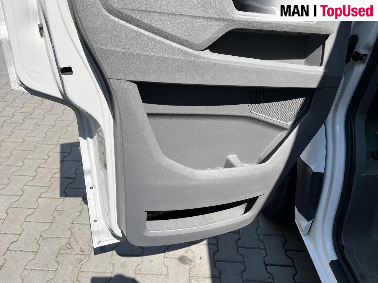 MAN TGE 3.140 4X2F SB kombi - فان: صورة 3 MAN TGE 3.140 4X2F SB kombi - فان: صورة 3