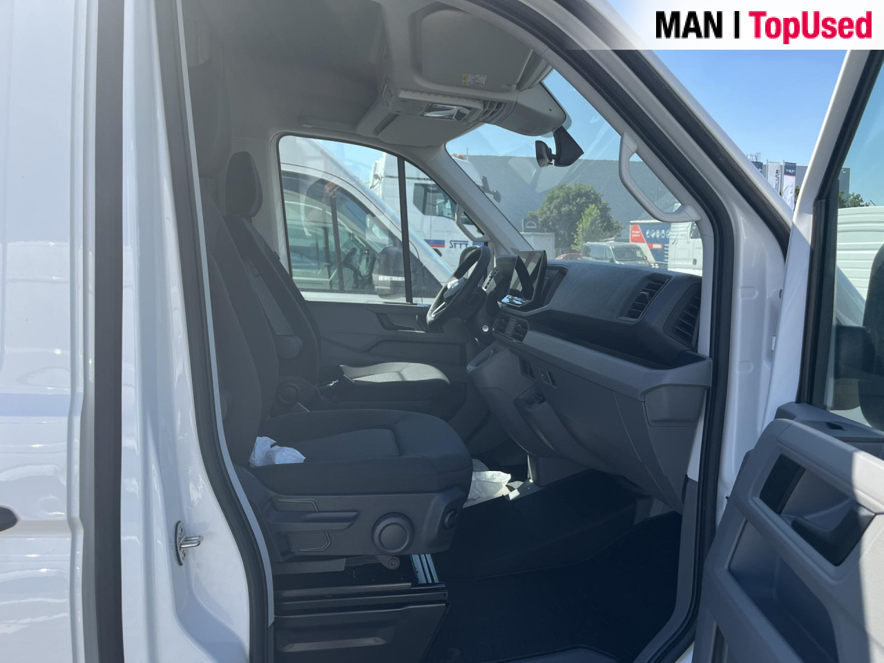 MAN TGE 3.180 4X4 SB furgon bez příčky - فان: صورة 2 MAN TGE 3.180 4X4 SB furgon bez příčky - فان: صورة 2