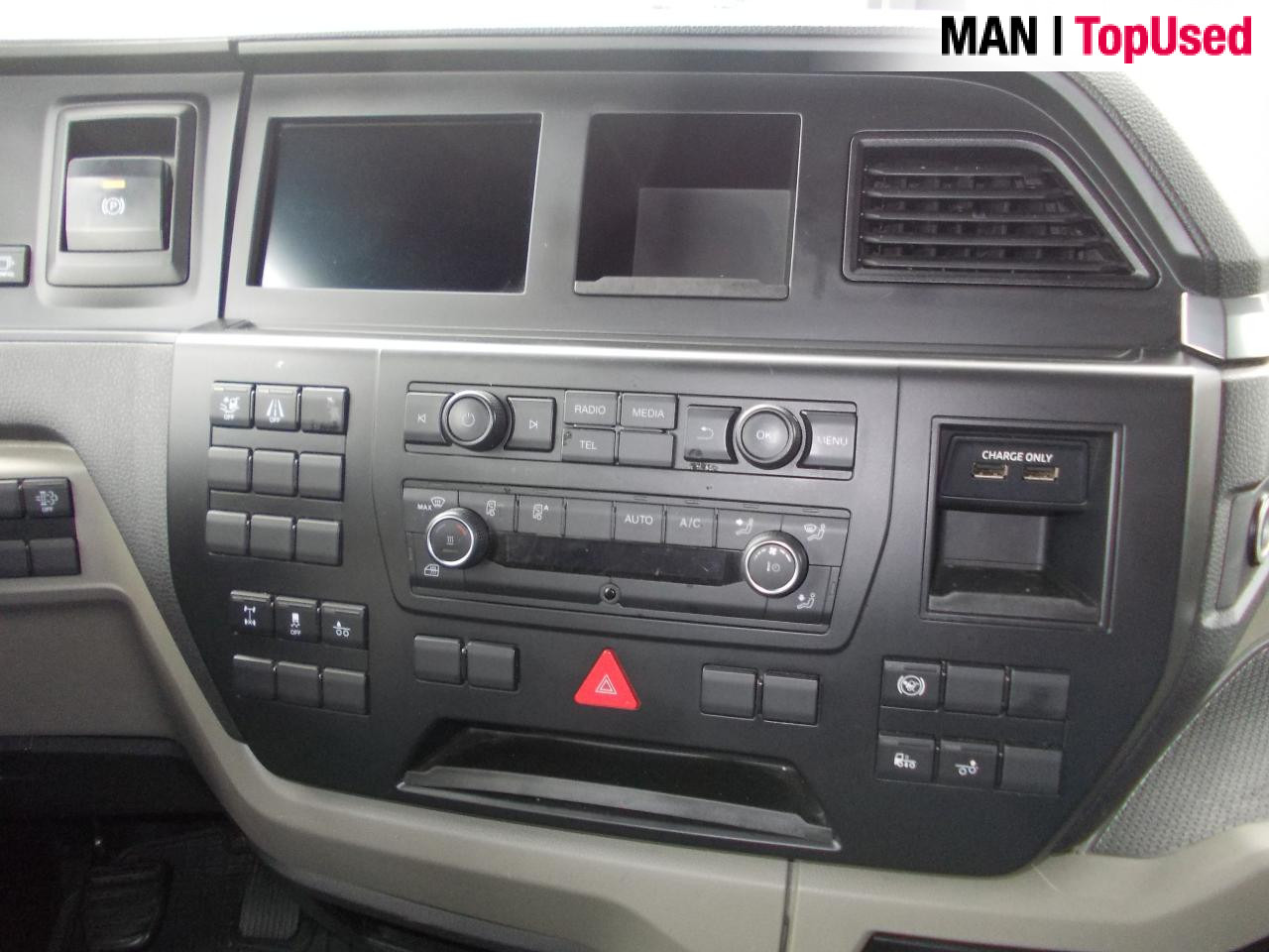 MAN TGX 26.470 6x2-2 LL CH Retarder Klima AHK ZV - شاحنات الحاويات / جسم علوي قابل للتغيير شاحنة: صورة 3 MAN TGX 26.470 6x2-2 LL CH Retarder Klima AHK ZV - شاحنات الحاويات / جسم علوي قابل للتغيير شاحنة: صورة 3