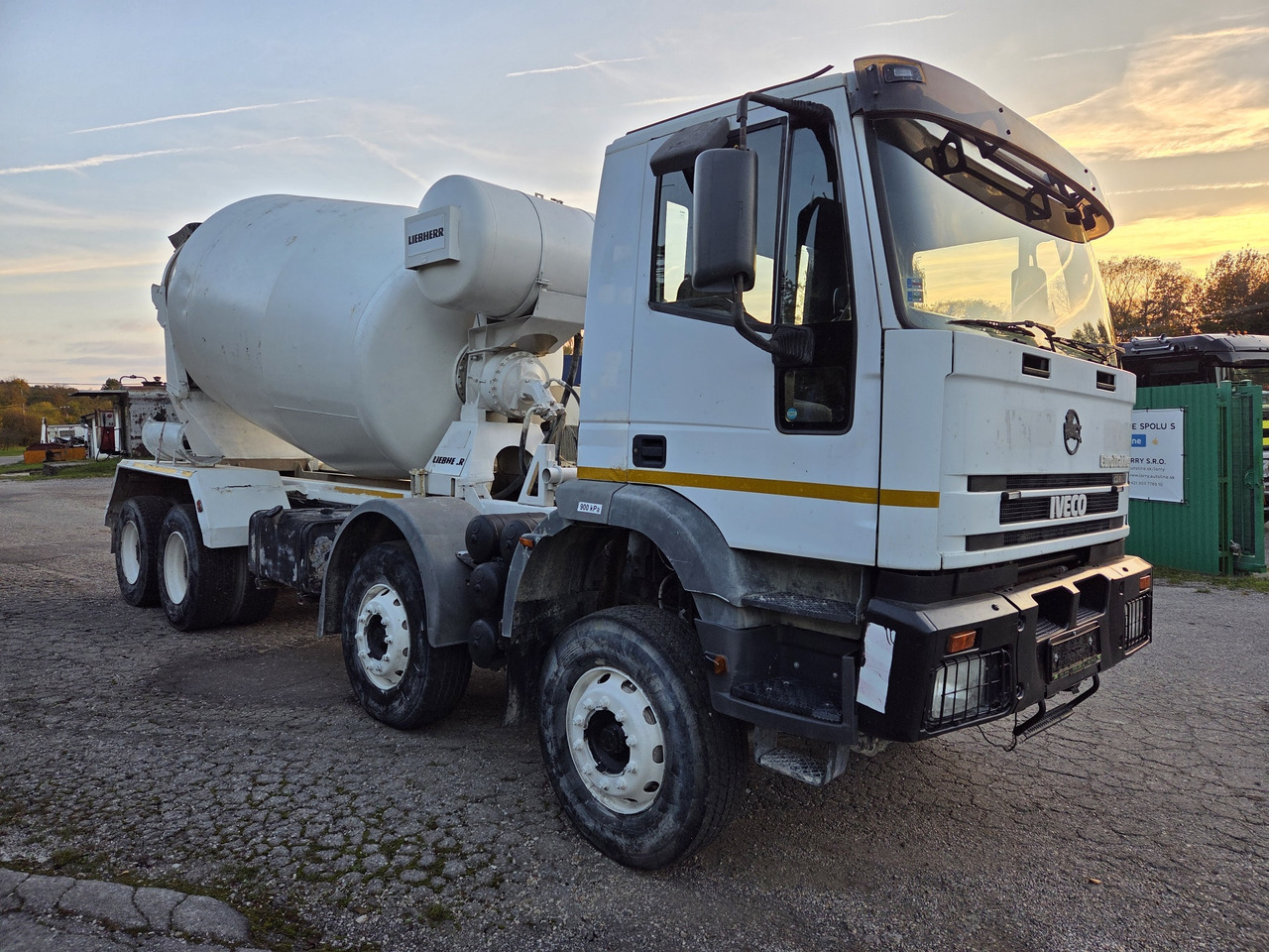 IVECO EURO TRAKKER MP340E35HB 8x4 MIX (chassis ) - شاحنة خلاطة خرسانة: صورة 3 IVECO EURO TRAKKER MP340E35HB 8x4 MIX (chassis ) - شاحنة خلاطة خرسانة: صورة 3