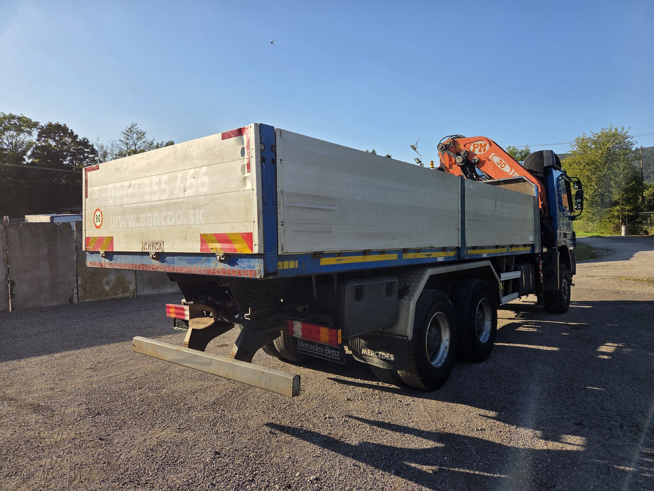 MERCEDES-BENZ ACTROS 3341 6x6 + CRANE PM 30 Radio Control - شاحنات مسطحة, شاحنة كرين: صورة 4 MERCEDES-BENZ ACTROS 3341 6x6 + CRANE PM 30 Radio Control - شاحنات مسطحة, شاحنة كرين: صورة 4