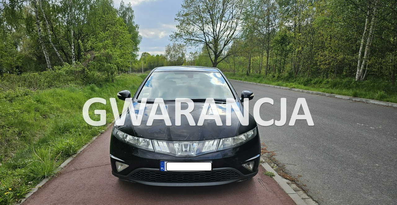 Honda Civic VIII bardzo ładna * pełnosprawna * - هاتشباك: صورة 1 Honda Civic VIII bardzo ładna * pełnosprawna * - هاتشباك: صورة 1