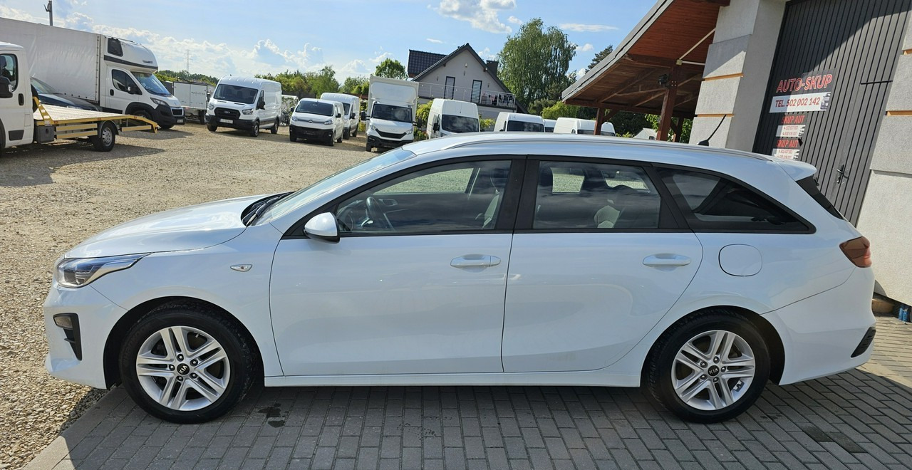 Kia Cee'd III gwarancja*serwis* zadbany - سيارة: صورة 4 Kia Cee'd III gwarancja*serwis* zadbany - سيارة: صورة 4