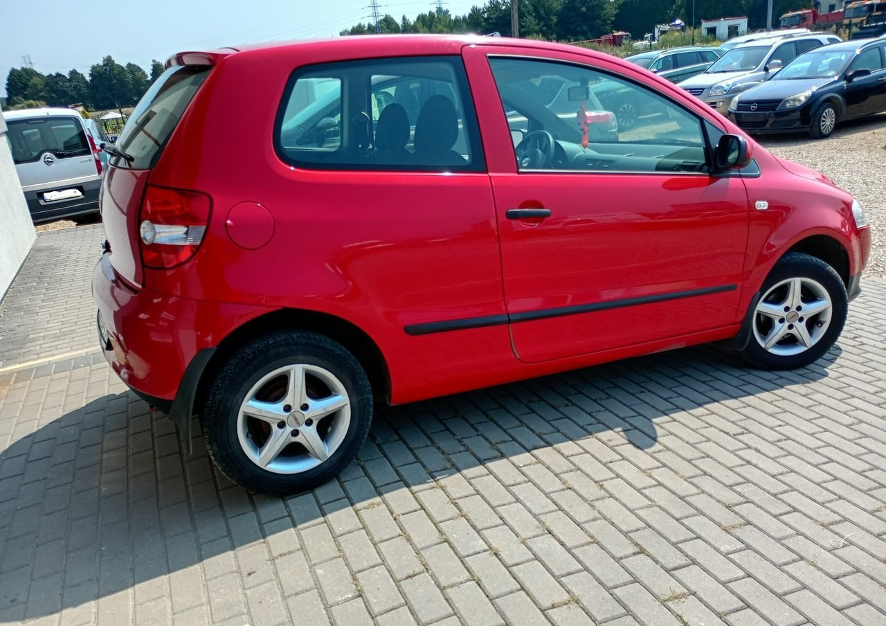 Volkswagen Fox krajowy *mały przebieg* - هاتشباك: صورة 4 Volkswagen Fox krajowy *mały przebieg* - هاتشباك: صورة 4