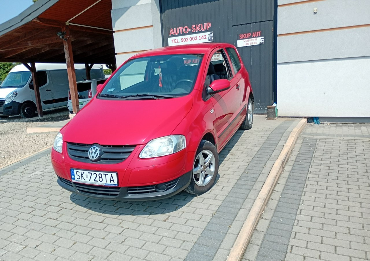 Volkswagen Fox krajowy *mały przebieg* - هاتشباك: صورة 1 Volkswagen Fox krajowy *mały przebieg* - هاتشباك: صورة 1