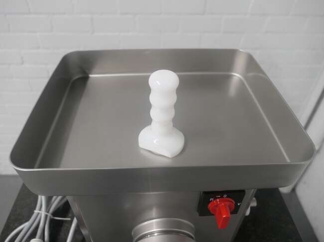 Freund / Ifooma grinder TG101 - آلة الغذاء: صورة 5 Freund / Ifooma grinder TG101 - آلة الغذاء: صورة 5