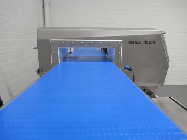 Mettler Toledo metal detector Profile - آلة الغذاء: صورة 5 Mettler Toledo metal detector Profile - آلة الغذاء: صورة 5