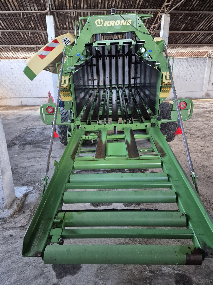 مكبس البالات المستطيله krone Big Pack 1290 XC: صورة 9