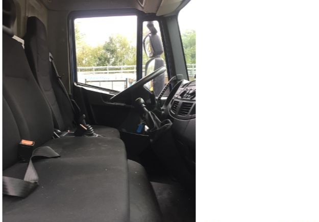 Iveco EUROCARGOeurocargo 120e19 - شاحنة مقفلة: صورة 4 Iveco EUROCARGOeurocargo 120e19 - شاحنة مقفلة: صورة 4